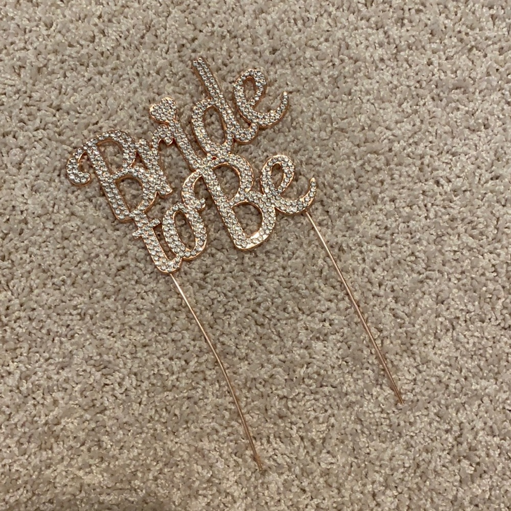 👰🏼‍♀️ Bride to be cake topper rose gold